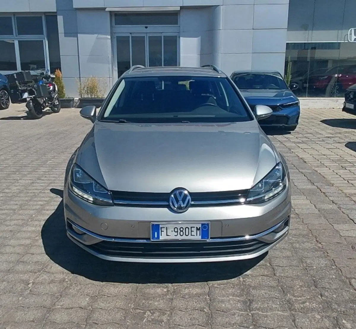 Volkswagen Golf Variant usata a Cosenza (2)