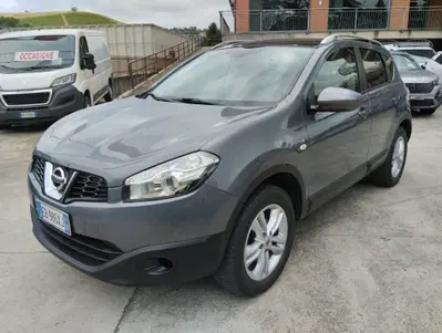 Nissan Qashqai 2.0 16V 4WD n-tec del 2010 usata a Canelli