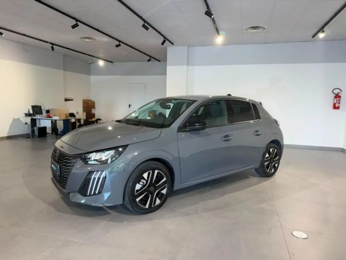 Peugeot 208 usata a Salerno (8)