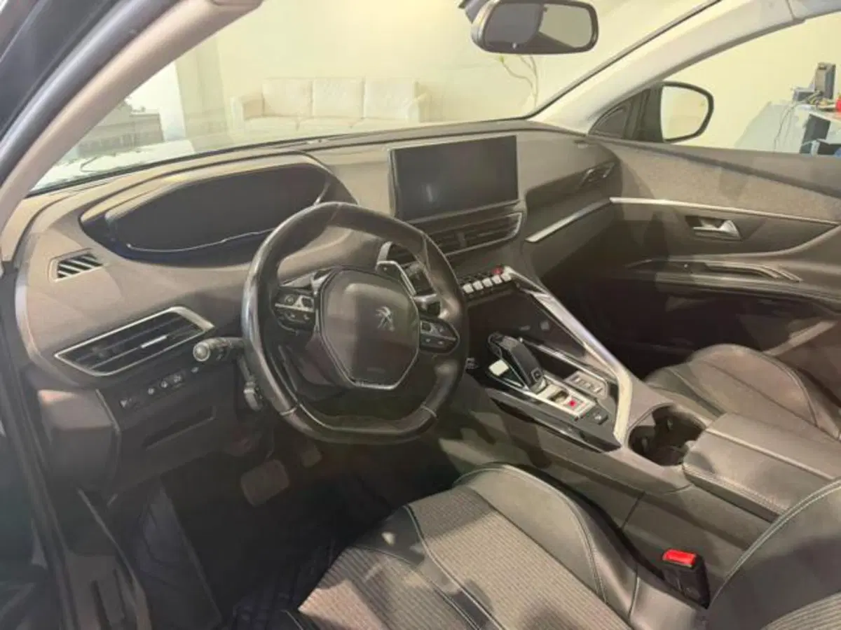 Peugeot 3008 usata a Salerno (10)
