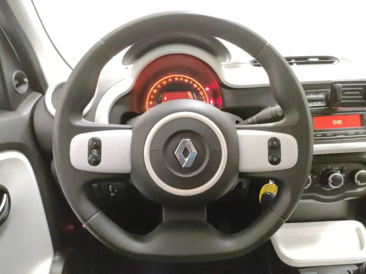 Renault Twingo usata a Teramo (16)