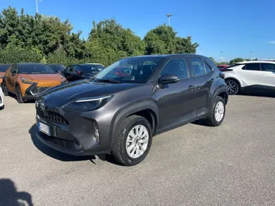 Toyota Yaris Cross 1.5 Hybrid 5p. E-CVT Active del 2022 usata a Piacenza