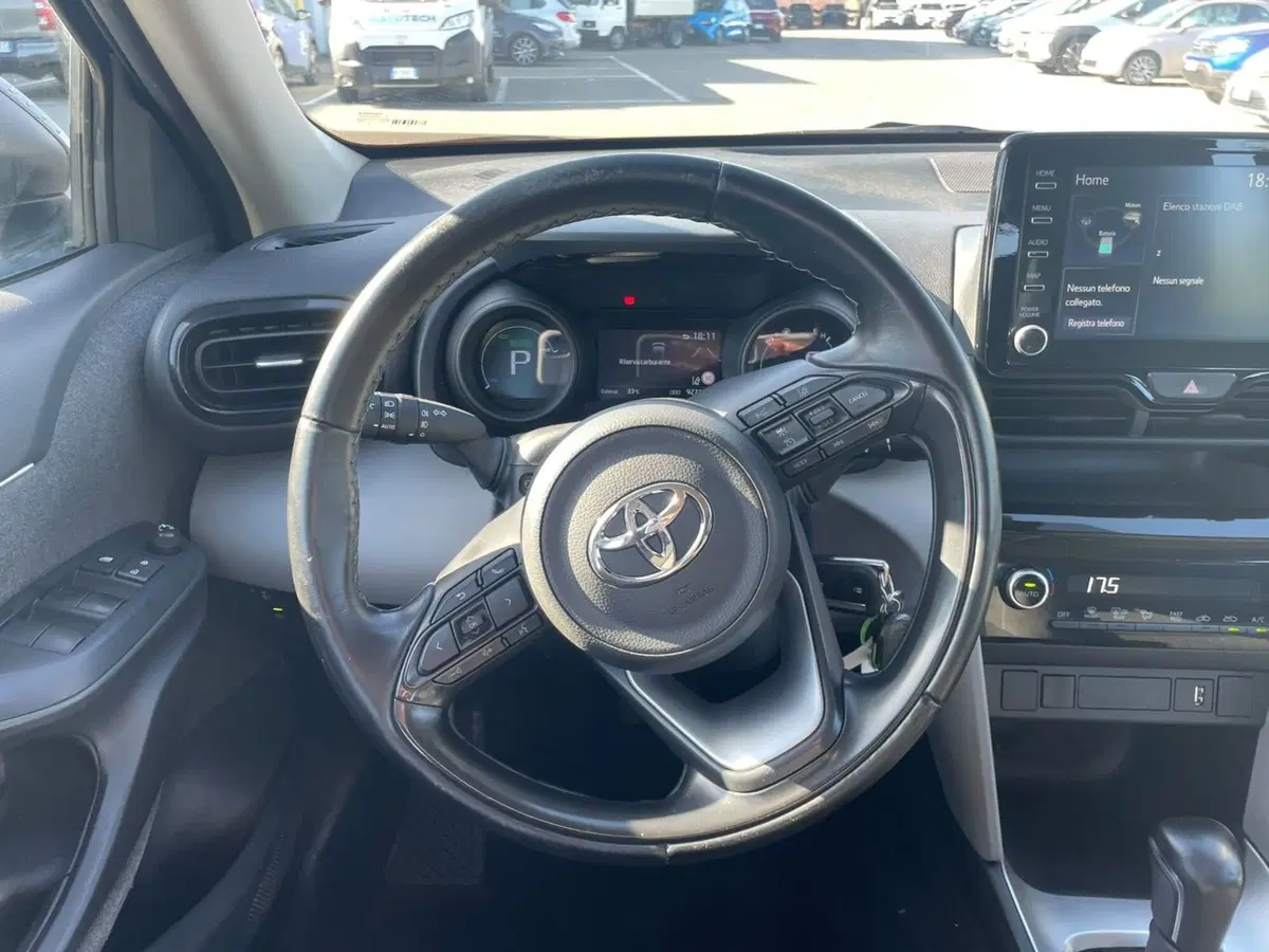 Toyota Yaris Cross usata a Piacenza (15)