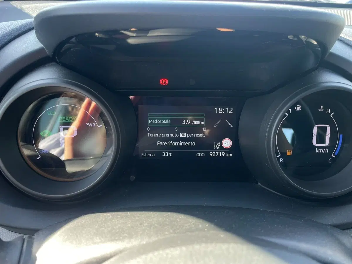 Toyota Yaris Cross usata a Piacenza (16)