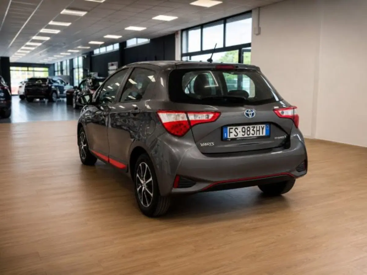 Toyota Yaris Cross usata a Latina (5)