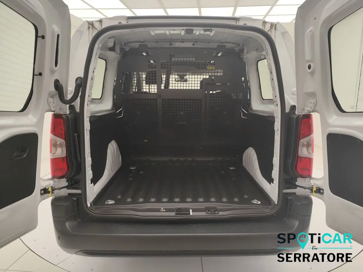 Fiat Doblò Furgone nuova a Como (7)
