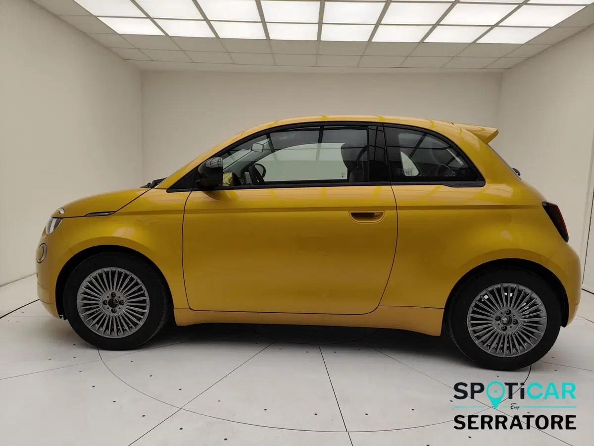 Fiat 500 nuova a Como (12)