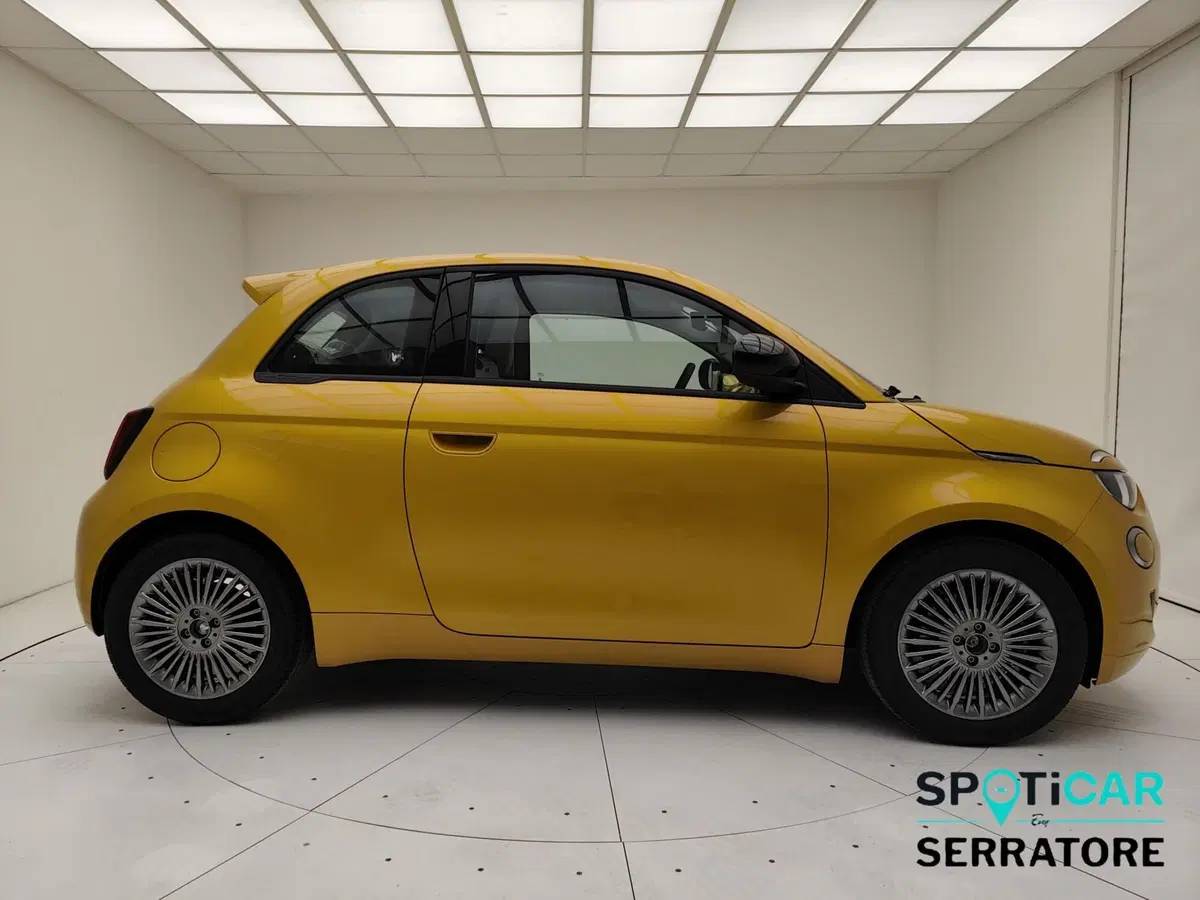 Fiat 500 nuova a Como (13)