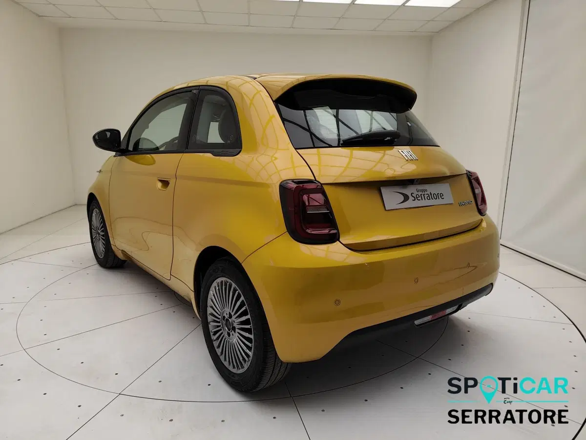Fiat 500 nuova a Como (6)