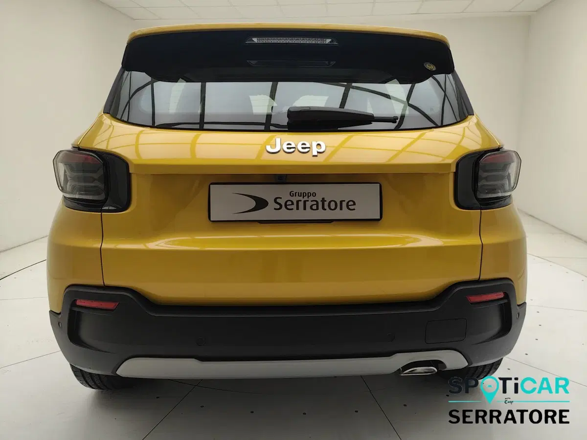 Jeep Avenger nuova a Como (5)