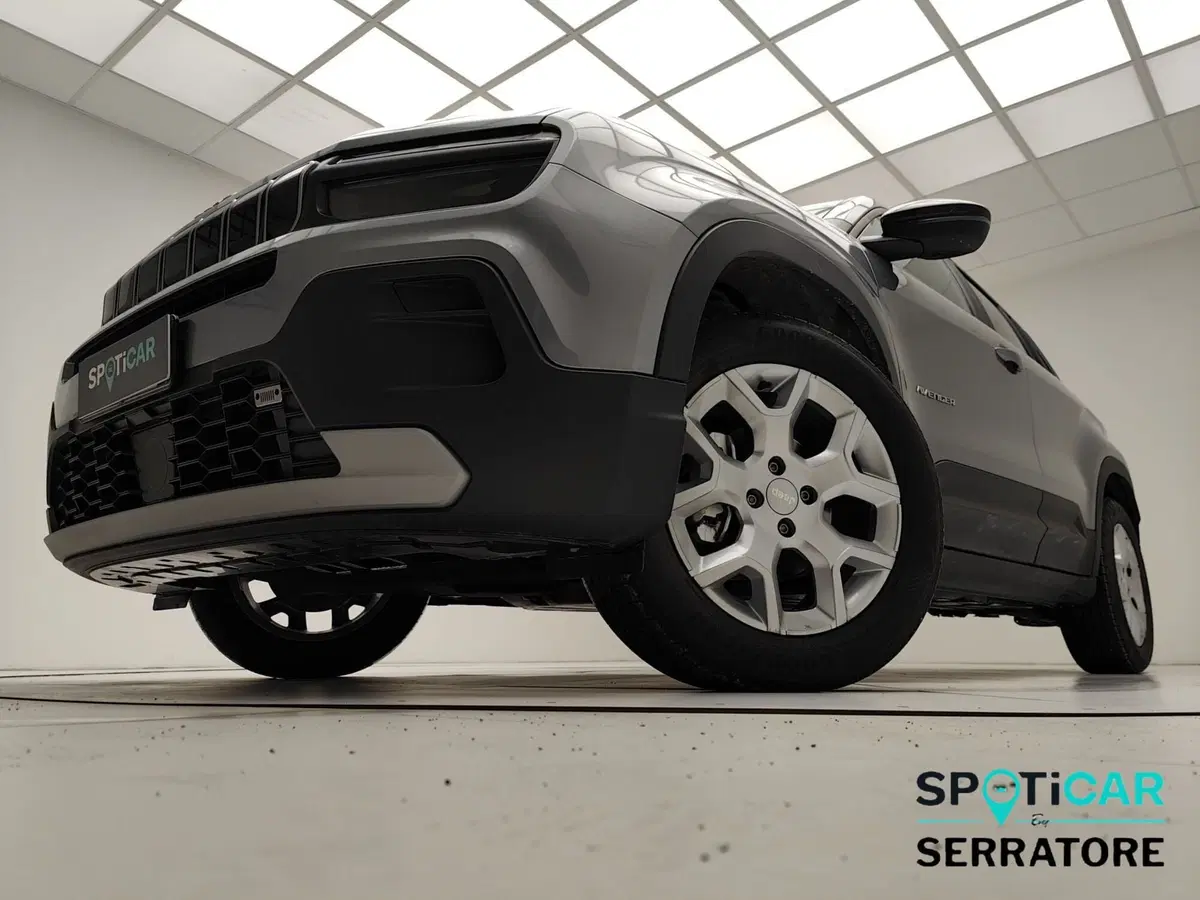 Jeep Avenger nuova a Como (14)