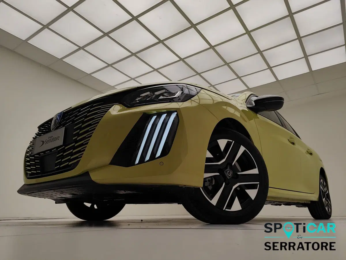 Peugeot 208 nuova a Como (14)