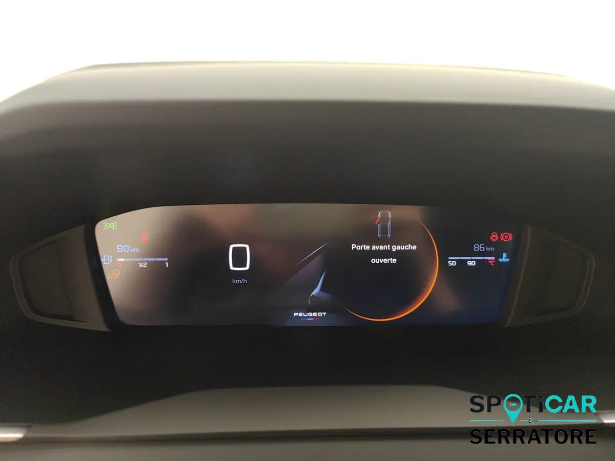 Peugeot 208 nuova a Como (8)