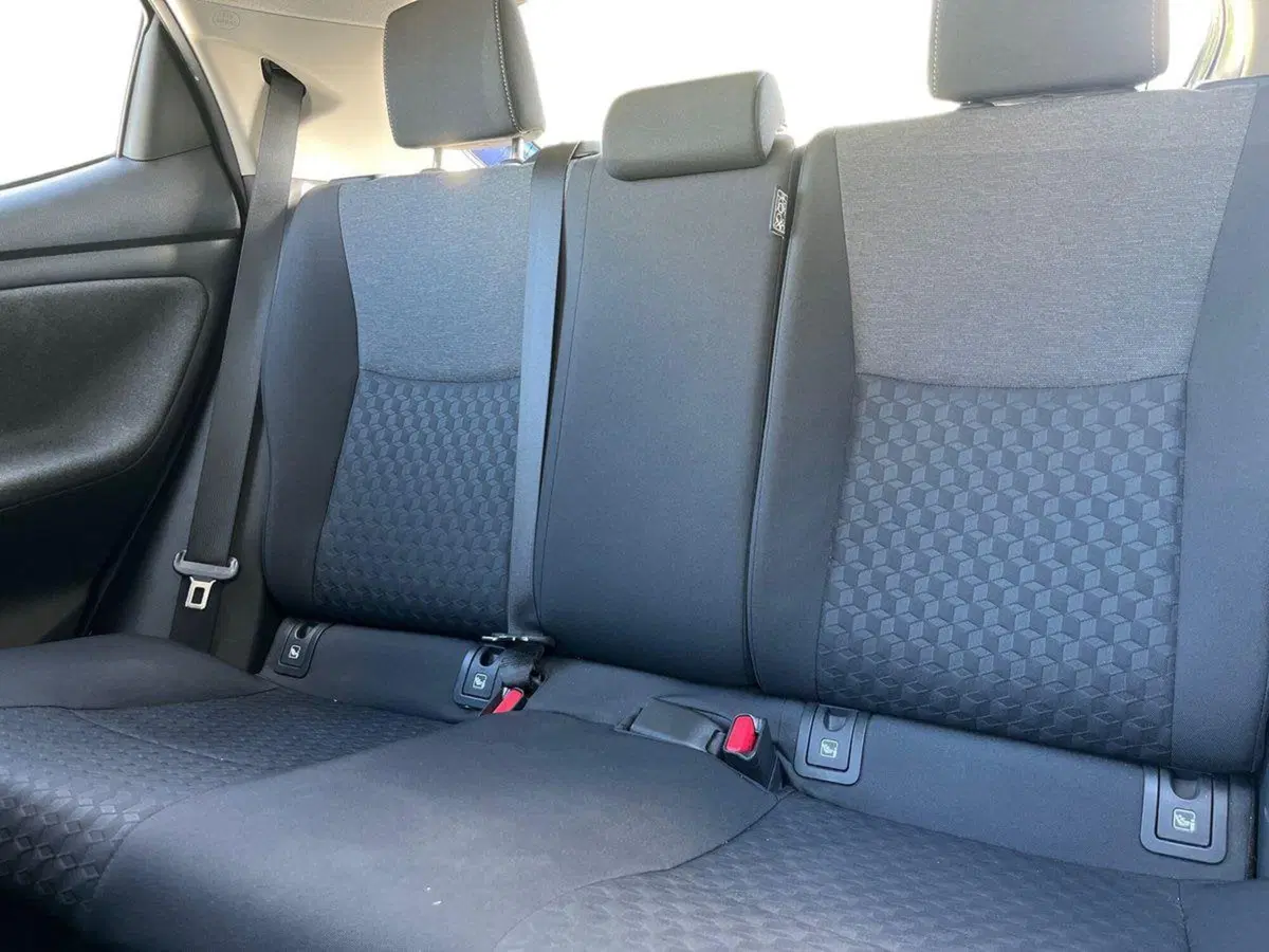 Toyota Yaris usata a Sondrio (11)
