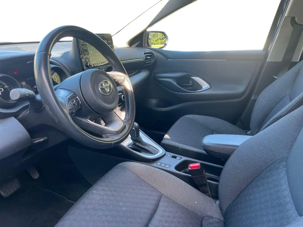 Toyota Yaris usata a Sondrio (7)