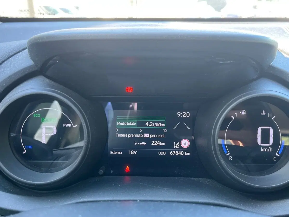Toyota Yaris usata a Sondrio (9)