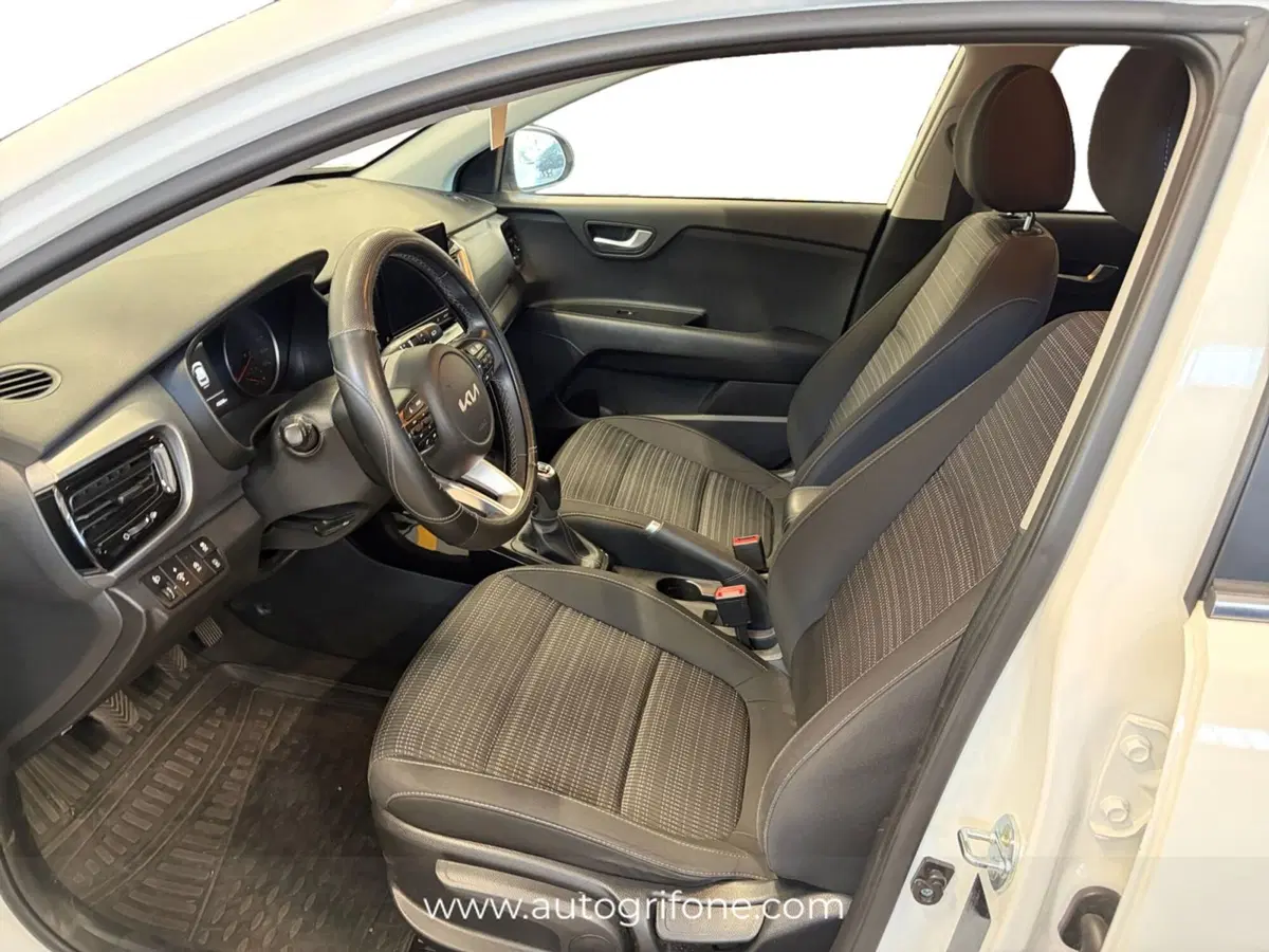 Kia Stonic usata a Modena (9)
