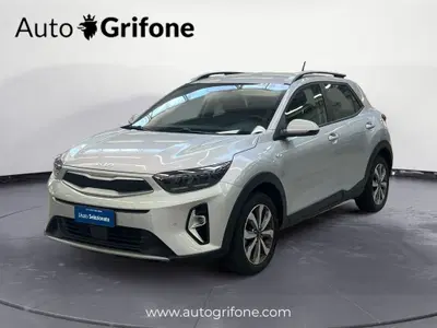 Kia Stonic 1.2 mpi Urban gpl 82cv del 2023 usata a Modena