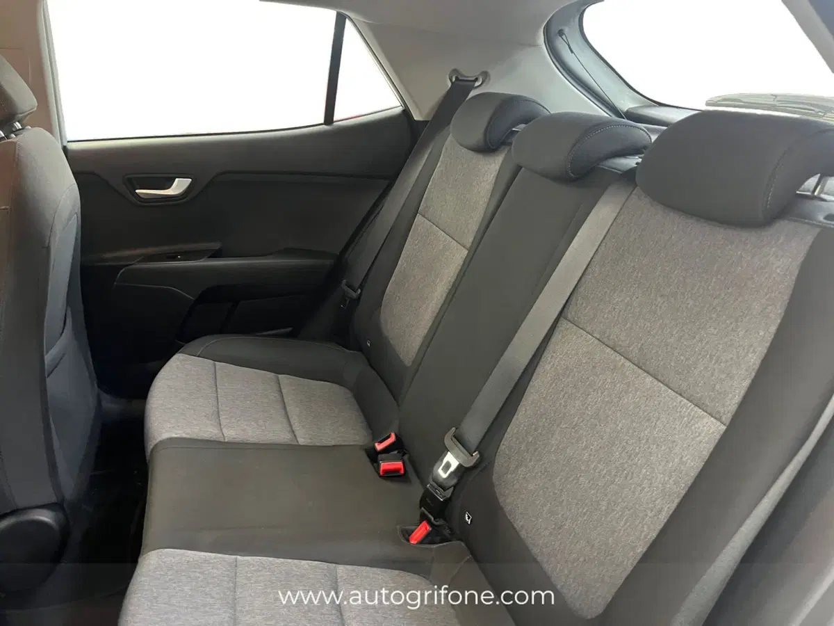 Kia Stonic usata a Modena (13)