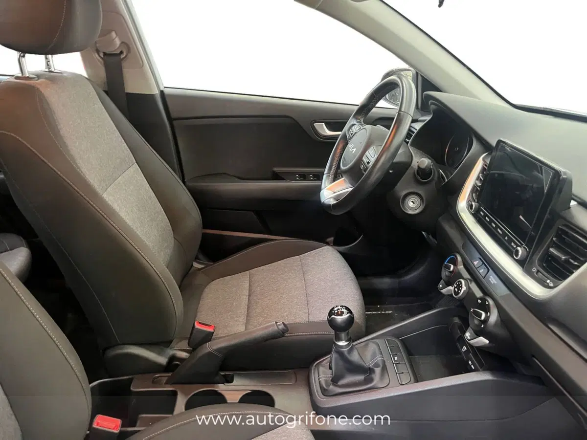 Kia Stonic usata a Modena (15)