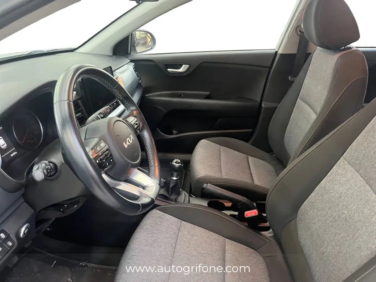 Kia Stonic usata a Modena (9)