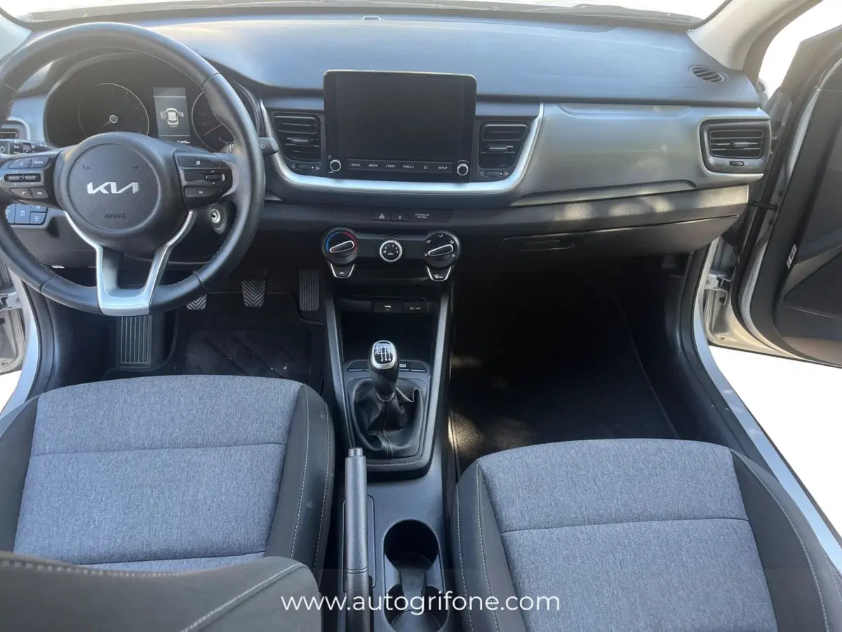 Kia Stonic usata a Modena (11)