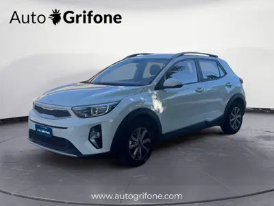 Kia Stonic 1.2 mpi Urban gpl 82cv del 2023 usata a Modena