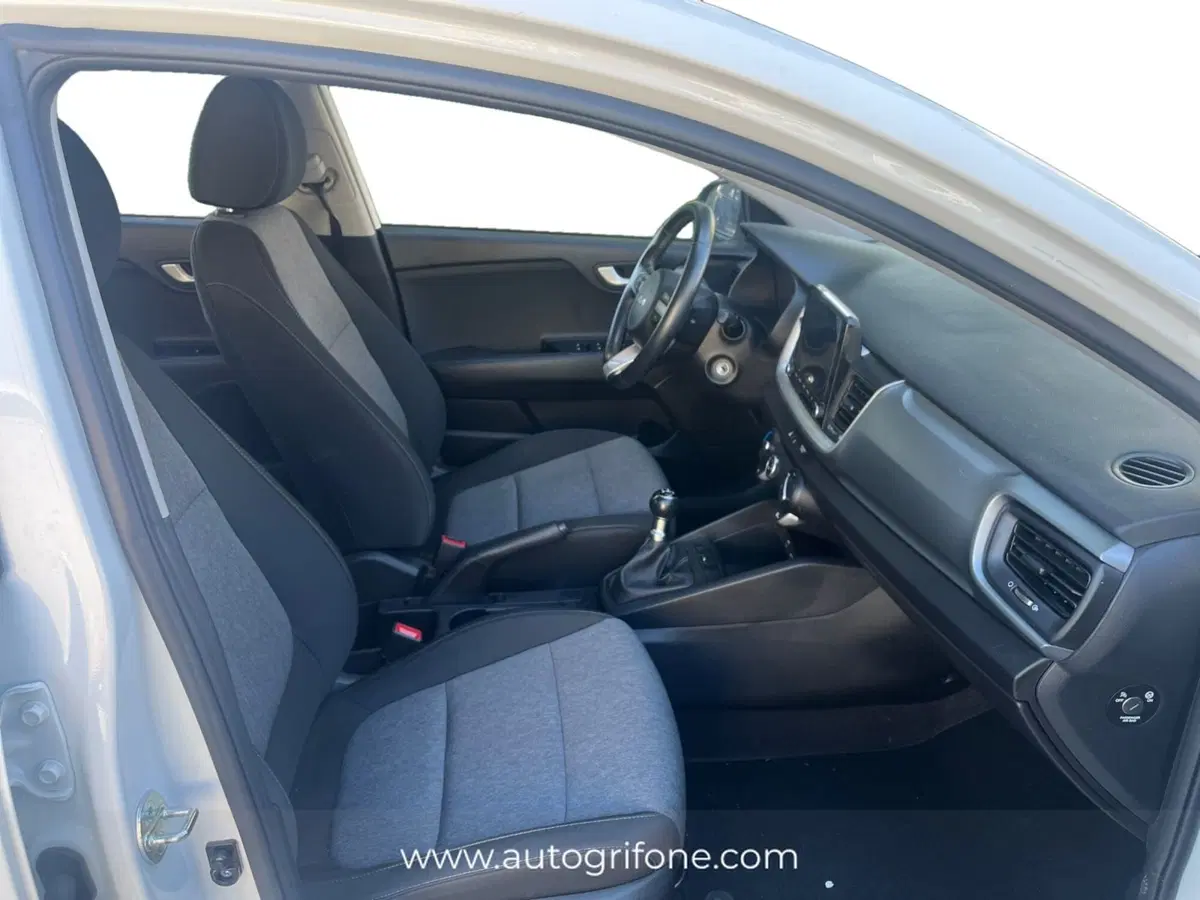 Kia Stonic usata a Modena (15)