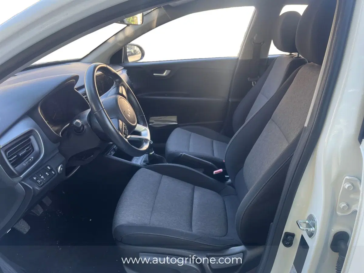 Kia Stonic usata a Modena (9)