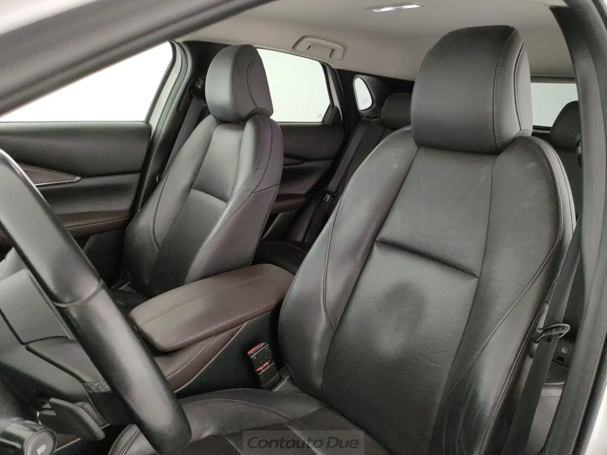 Mazda CX-30 usata a Caserta (18)