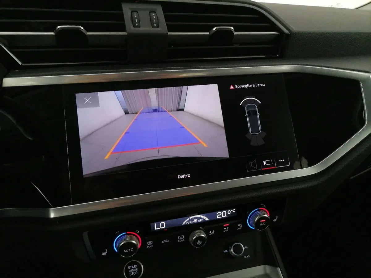Audi Q3 Sportback usata a Roma (17)