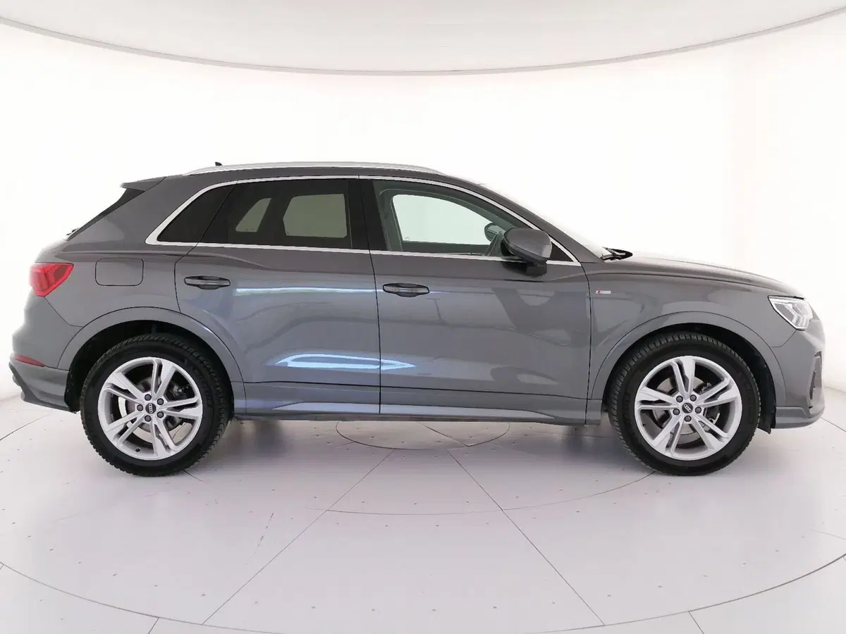 Audi Q3 Sportback usata a Roma (3)