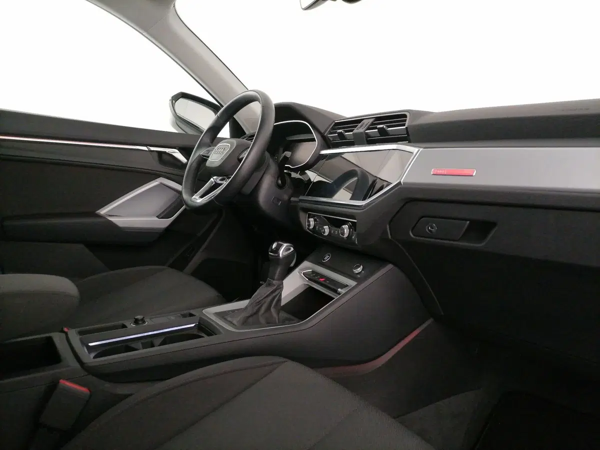 Audi Q3 Sportback usata a Roma (7)