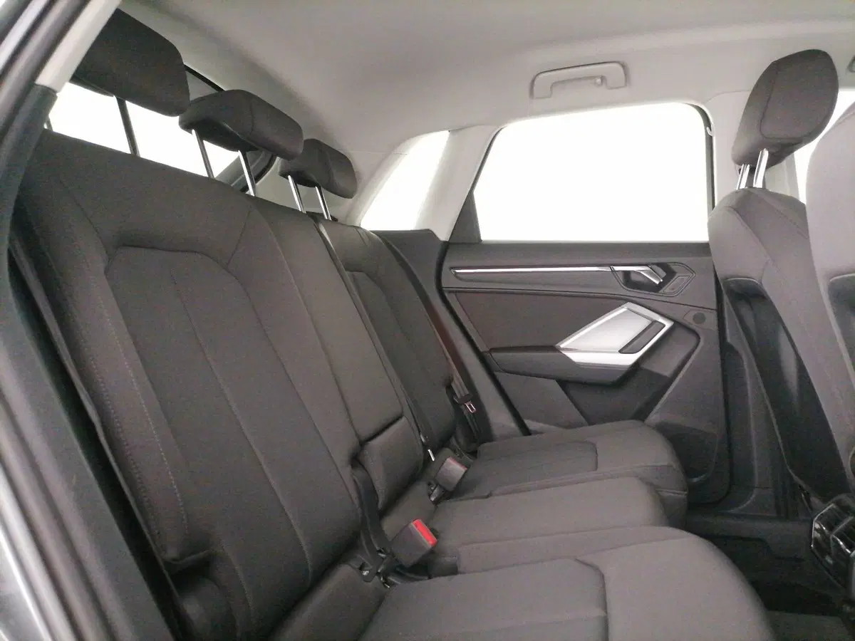Audi Q3 Sportback usata a Roma (8)