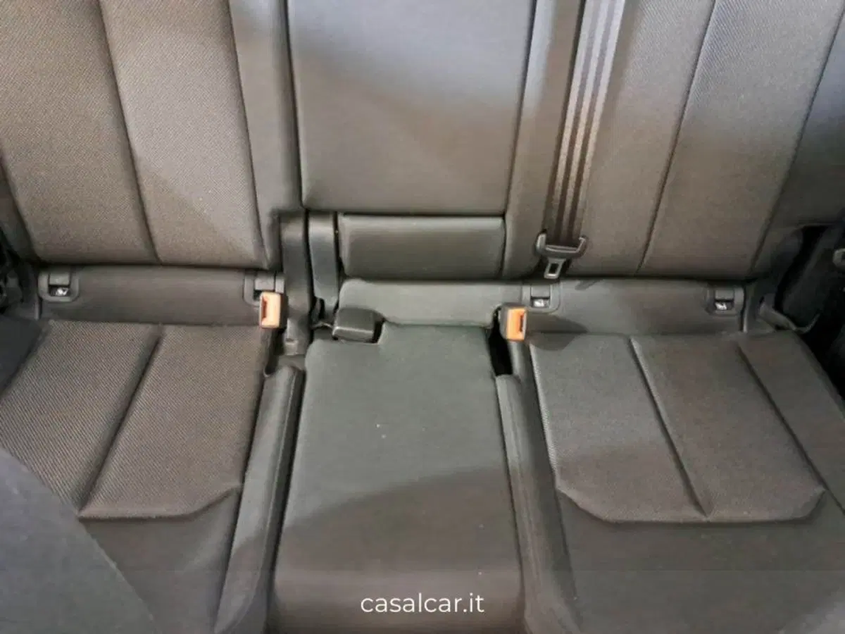 Audi Q3 Sportback usata a Salerno (14)
