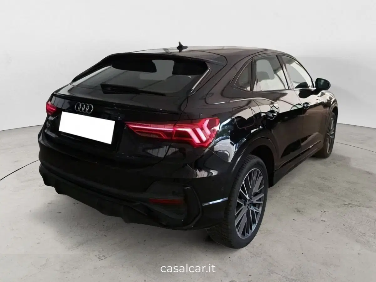 Audi Q3 Sportback usata a Salerno (6)
