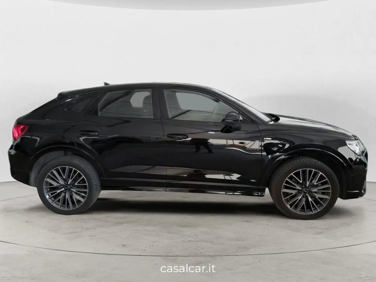 Audi Q3 Sportback usata a Salerno (8)