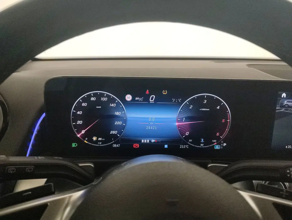 Mercedes-Benz GLB usata a Alessandria (14)