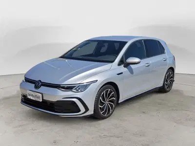 Volkswagen Golf 1.5 eTSI 130 CV EVO ACT DSG R-Line del 2022 usata