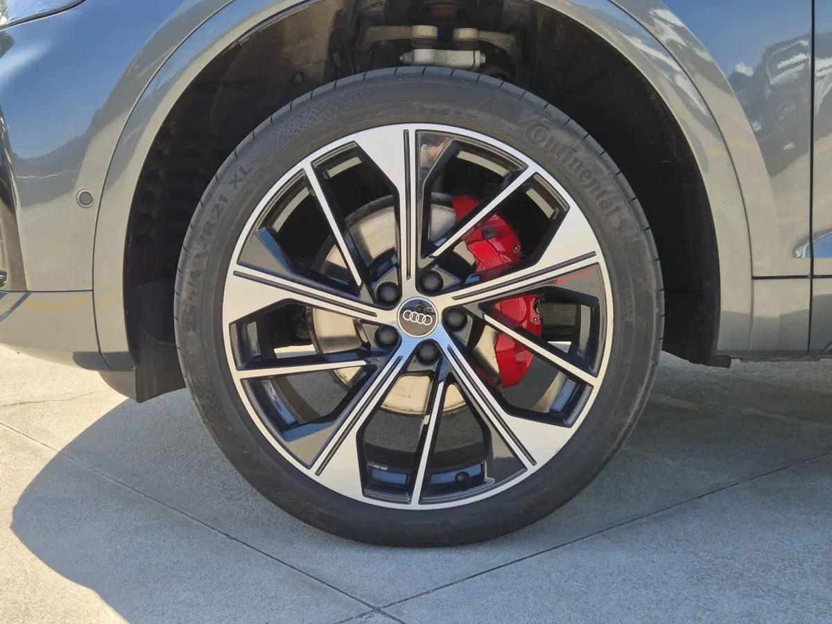 Audi Q5 Sportback usata  (12)