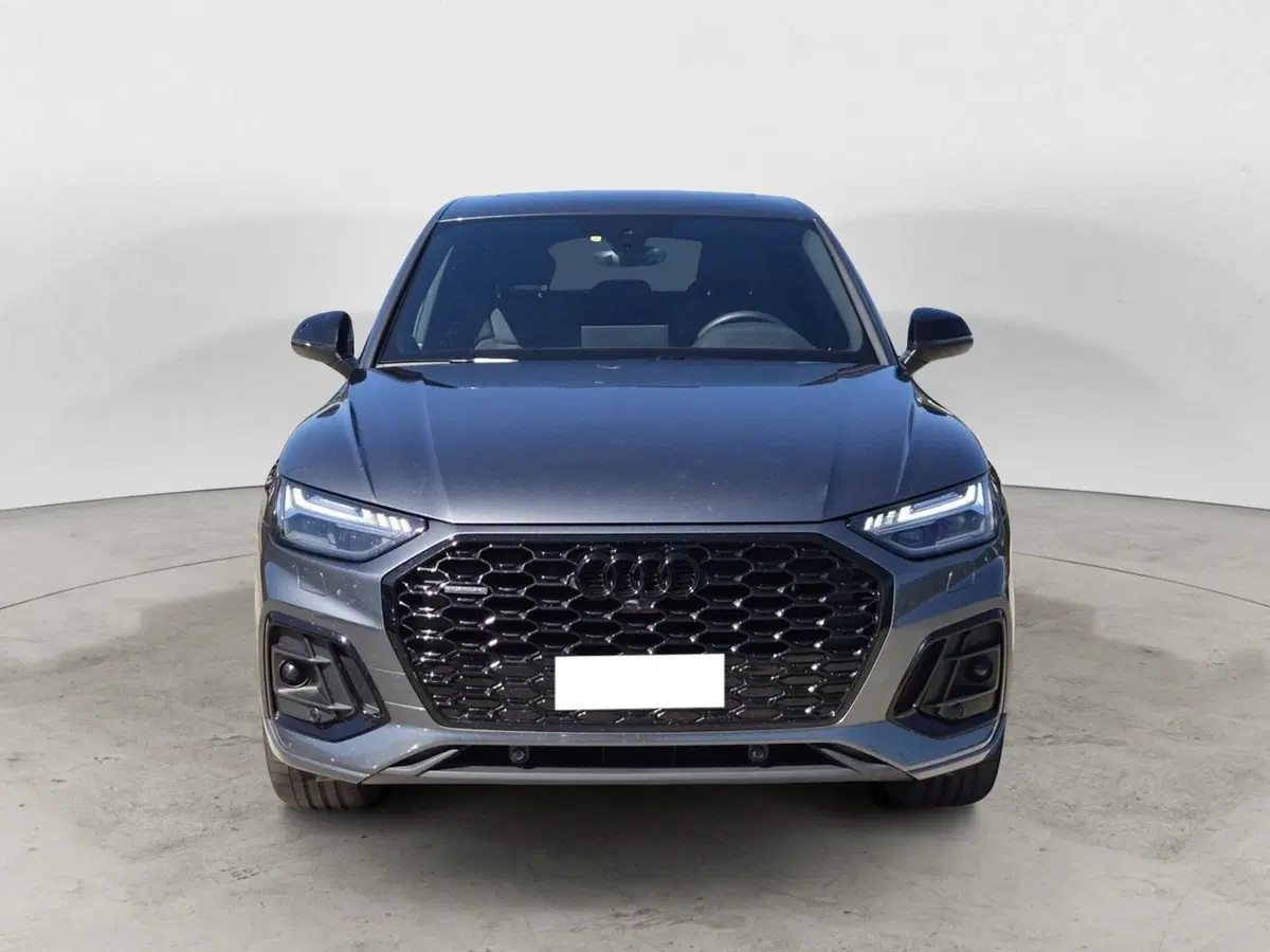 Audi Q5 Sportback usata  (2)