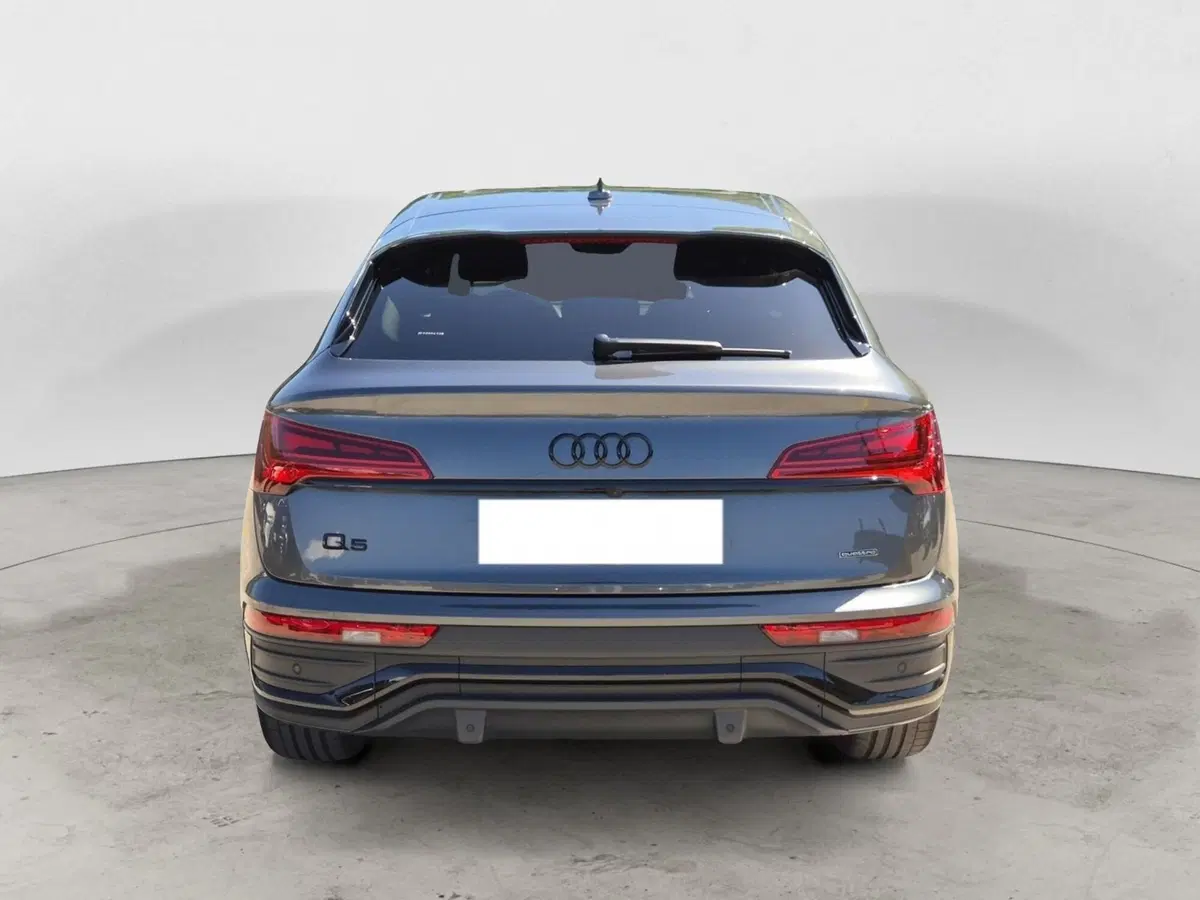 Audi Q5 Sportback usata  (3)