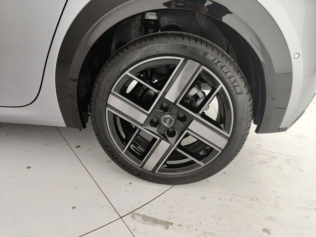 Lancia Ypsilon nuova a Caserta (11)