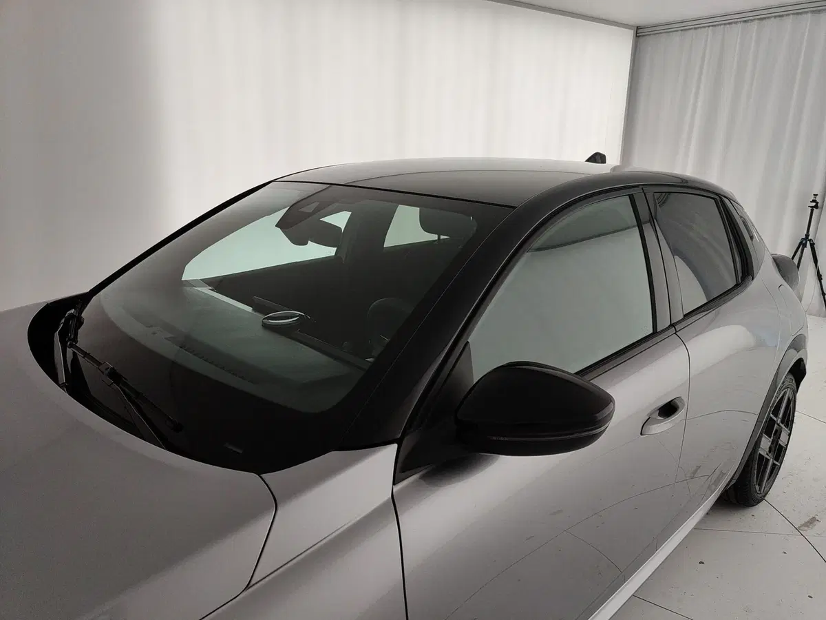 Lancia Ypsilon nuova a Caserta (15)