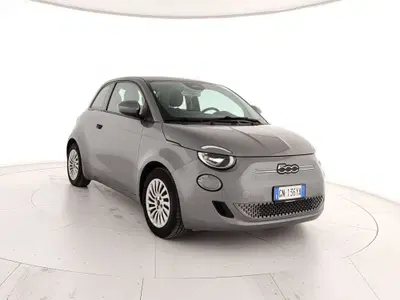 Fiat 500 Cabrio 42 kWh La Prima nuova a Teverola