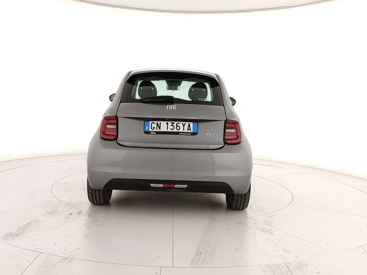Fiat 500 Cabrio nuova a Caserta (5)