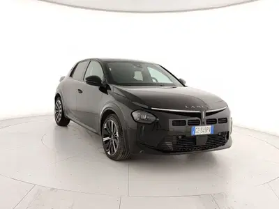 Lancia Ypsilon 1.2 mhev LX 110cv e-dct del 2025 usata a Caserta