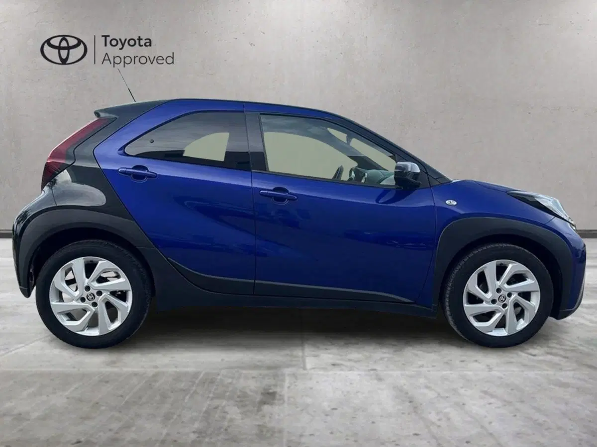 Toyota Aygo X usata a Catania (4)