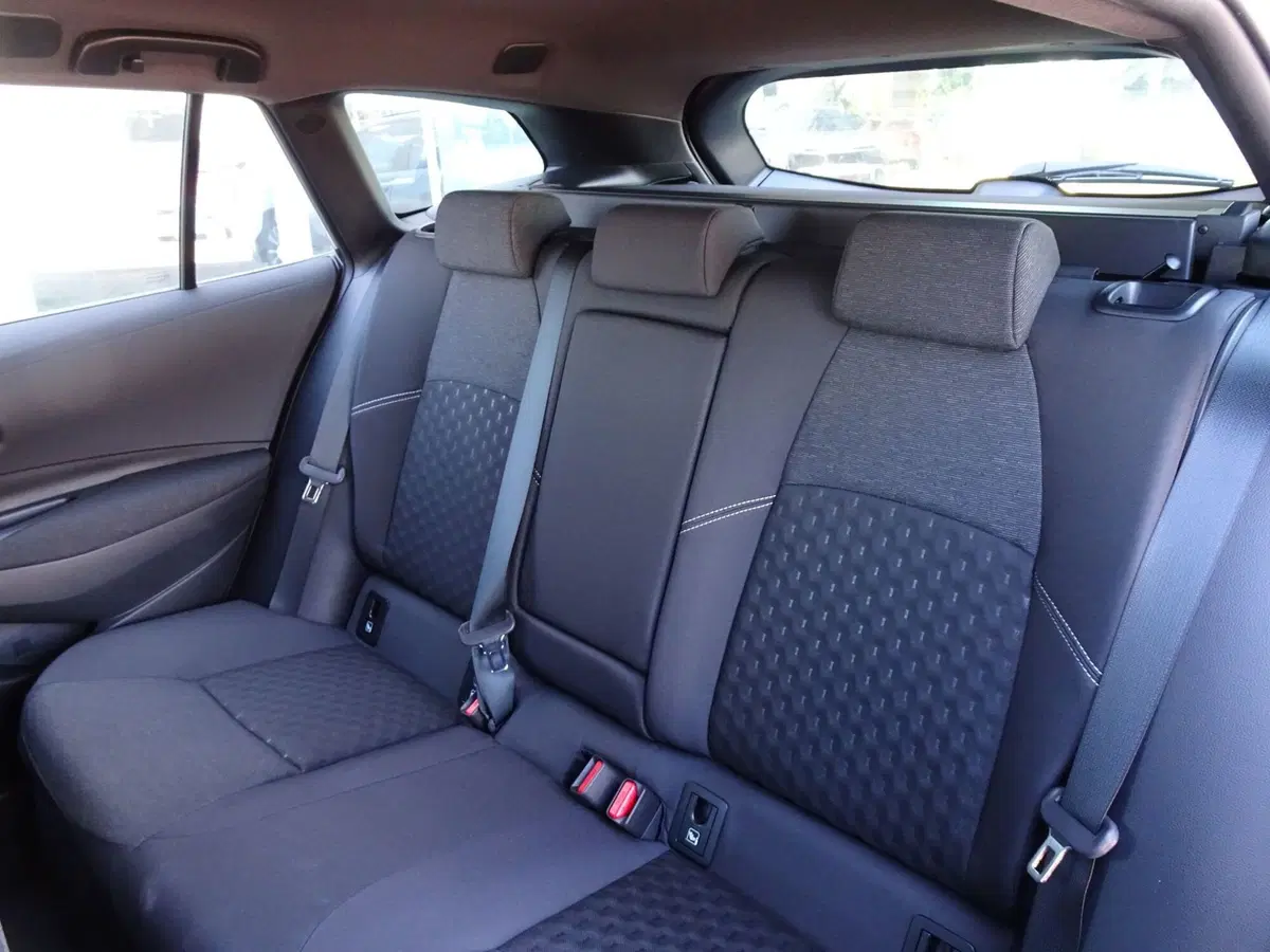 Toyota Corolla Touring Sports nuova a Treviso (10)