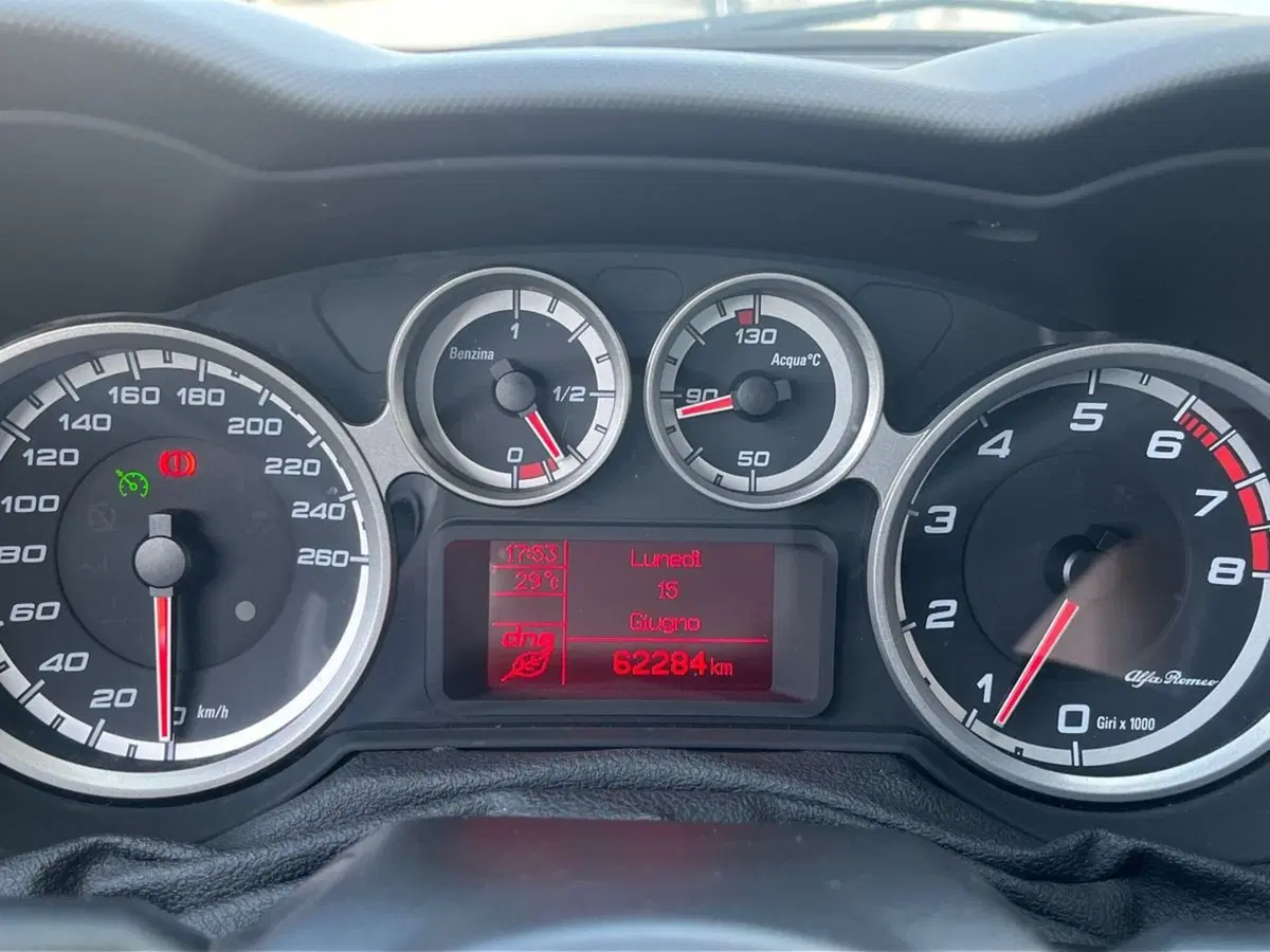 Alfa Romeo MiTo usata a Ragusa (8)